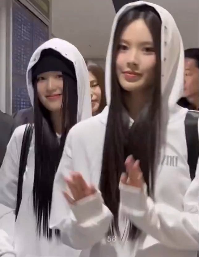 un__happi's tweet image. ⠀
⠀                    166cm                                   172.5cm
⠀