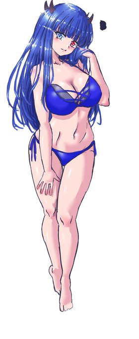 #アズレン
#伊吹
 際どかったりアウトだったりする絵を描かれている方が親だけれども
実は意外と水着は少ないという… 