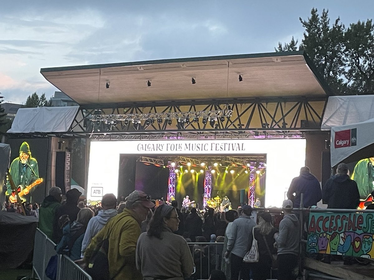 #yyc #CalgaryFolkFestival Los Lobos