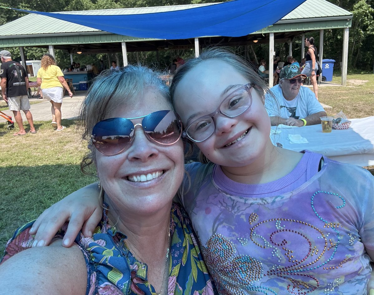 Jennifer Rowland tweet media