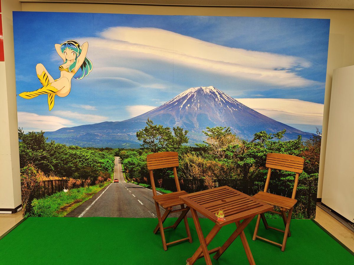 isaosan130's tweet image. ツインメッセ静岡で
開催中のうる星やつら展に
行ってきたよー!!!!
ラムちゃん可愛いねー!!!
静岡限定フォトスポットもーーー!!