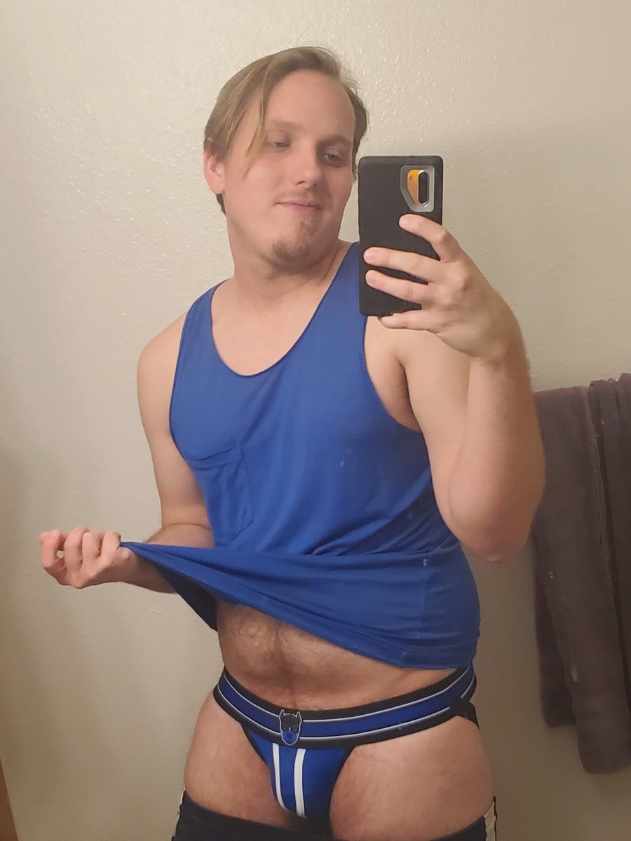 PatchrickPlayX's tweet photo. I think buying these have upped my gym game. Even if it's just to show off.
#jock #jockstrap  #puppouch https://t.co/PoUOqV1zdx