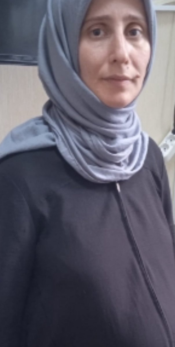 Cezaevinde doğum yapan kadınlar bu ülkenin utanç hanesine yazıldı.
Şimdi 9 aylık hamile Merve Zayım için aynı utanç yeniden sahneleniyor.
Hangi yasa, hangi vicdan hamile bir kadını cezaevine atmayı meşrulaştırabilir?<a href="/adalet_bakanlik/">T.C. Adalet Bakanlığı</a> <a href="/yilmaztunc/">Yılmaz TUNÇ</a>