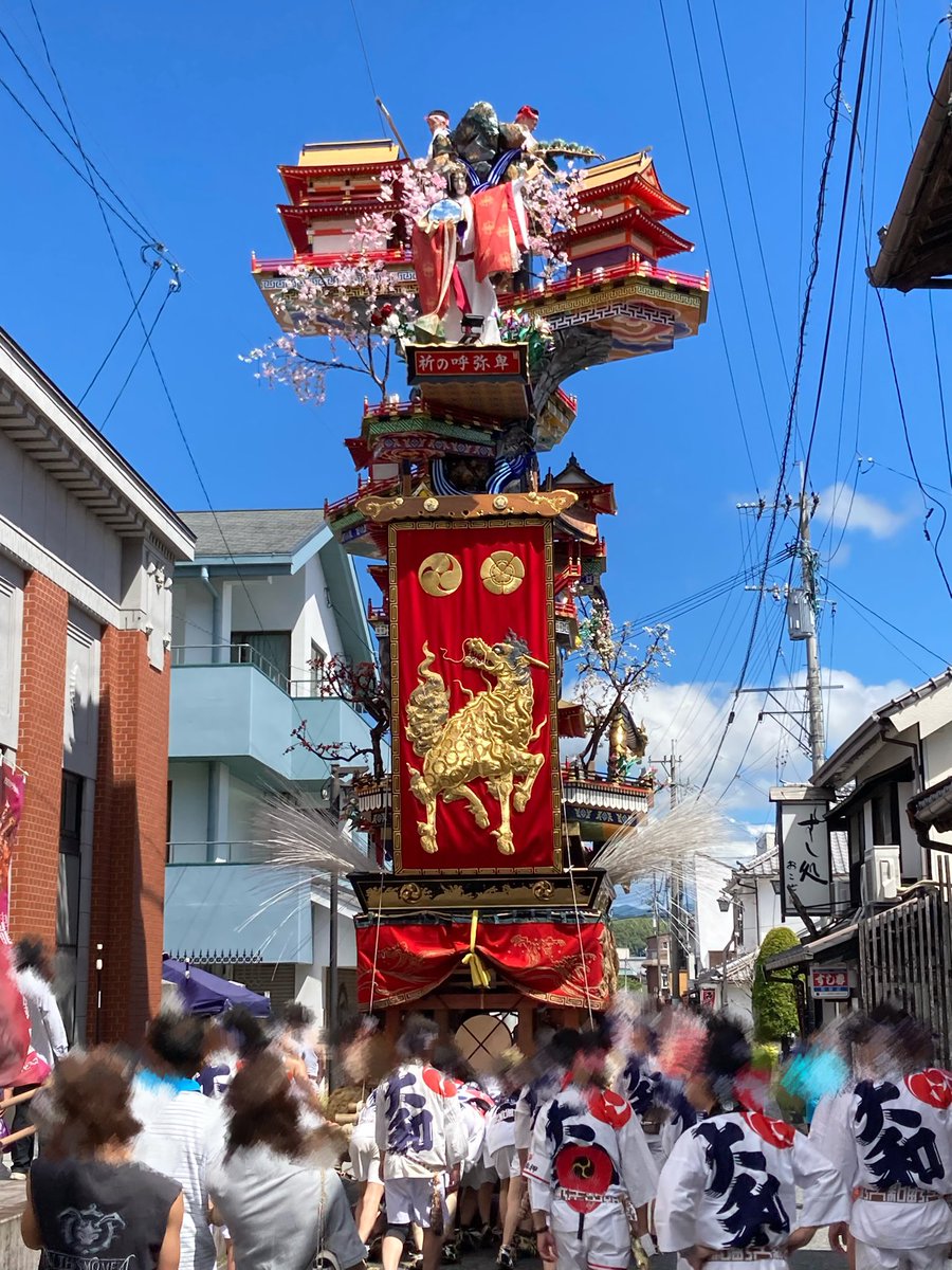 gucchi_singeki's tweet image. 🔥日田祇園祭🔥

山鉾巡行・隈町、黎明館付近

とても大きく煌びやかな

迫力ある山鉾で圧倒されました！✨👏