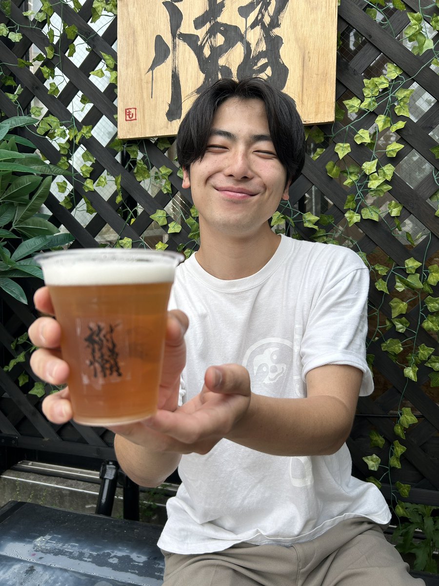 🌟おすすめメニュー🌟

下北沢に来たら【RollSloth】でひと休み🦥

暑さ吹き飛ばすなまけ氷✖️なまけラテの
和セットが今なら特別価格で楽しめる！🍧 🥤
ぜひ、このお得な機会をお見逃しなく！

日曜なので、昼からキンキンに冷えたビールもアリですね！🍺

本日の営業時間は【12:30-23:00】です！