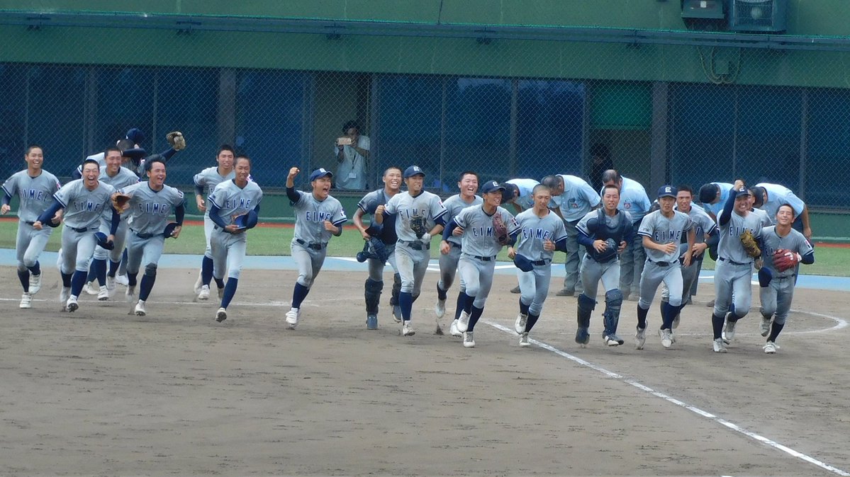 koukouyakyuFC's tweet image. 基本に忠実 粘りの中村野球 5年目にして一気に開花
おめでとう 叡明野球部