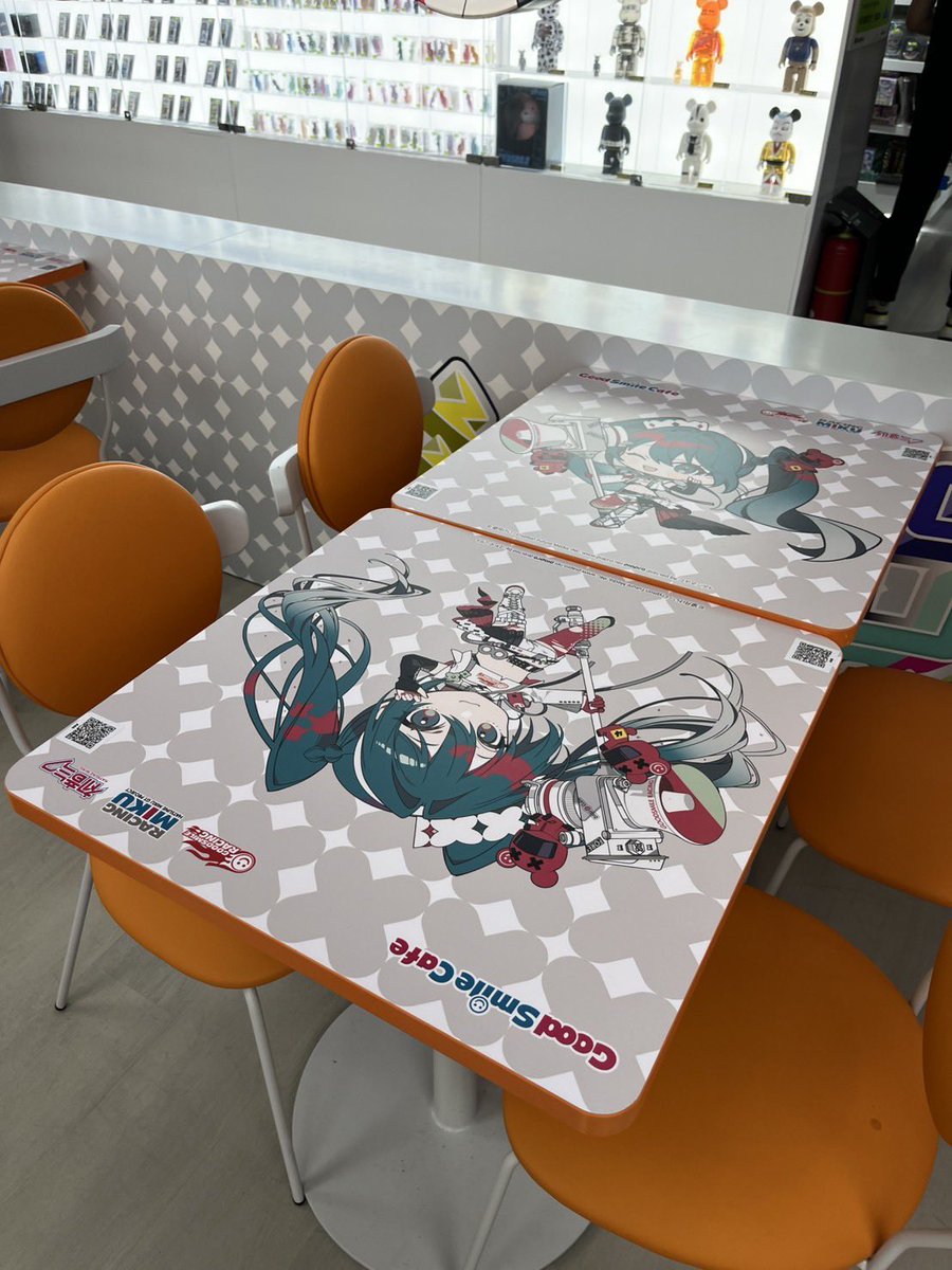 上海のカフェから写真が届きました。すごい🤩(み) #fightgsr
