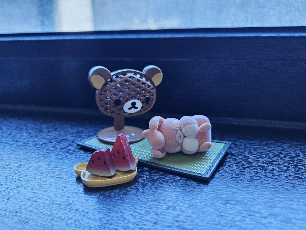 minet_switch's tweet image. 🌬😴🍉