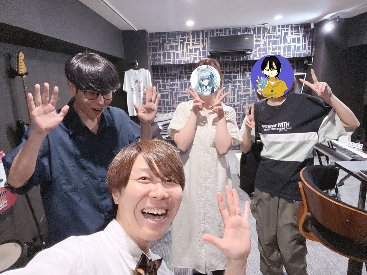 Utaite_labo's tweet image. 昨日はオンラインもオフラインもボイトレ三昧!
写真撮りそびれた皆さん、ごめんね…!😭
そして今日も6レッスン
からの夜は…歌い手活動部メンバーと飲み会!
全部楽しんでいこーーーう!!😆