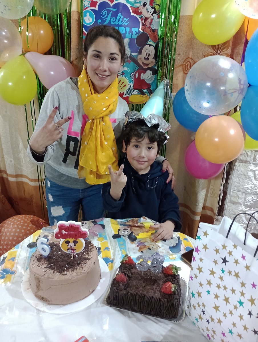 Sabry17149714's tweet image. Feliz 35 años!!!!!🥳✌️🌈🎂❤️los amamos mucho me hacen muy feliz