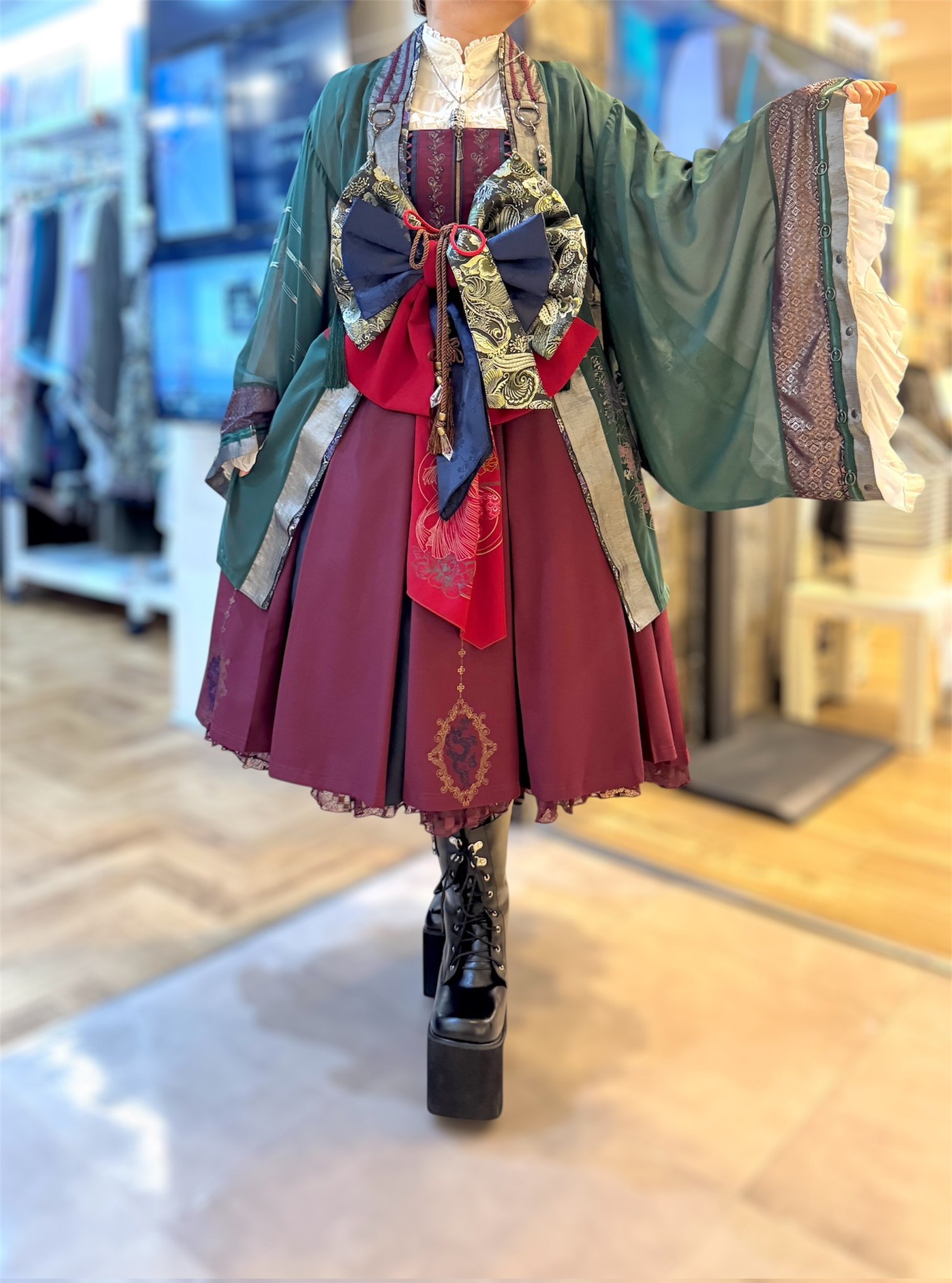 ozzon ozzoneste　チャイナ釦使いカットソー ozz oneste オッズオン 金魚と紫陽花柄和チャイナカットソー
