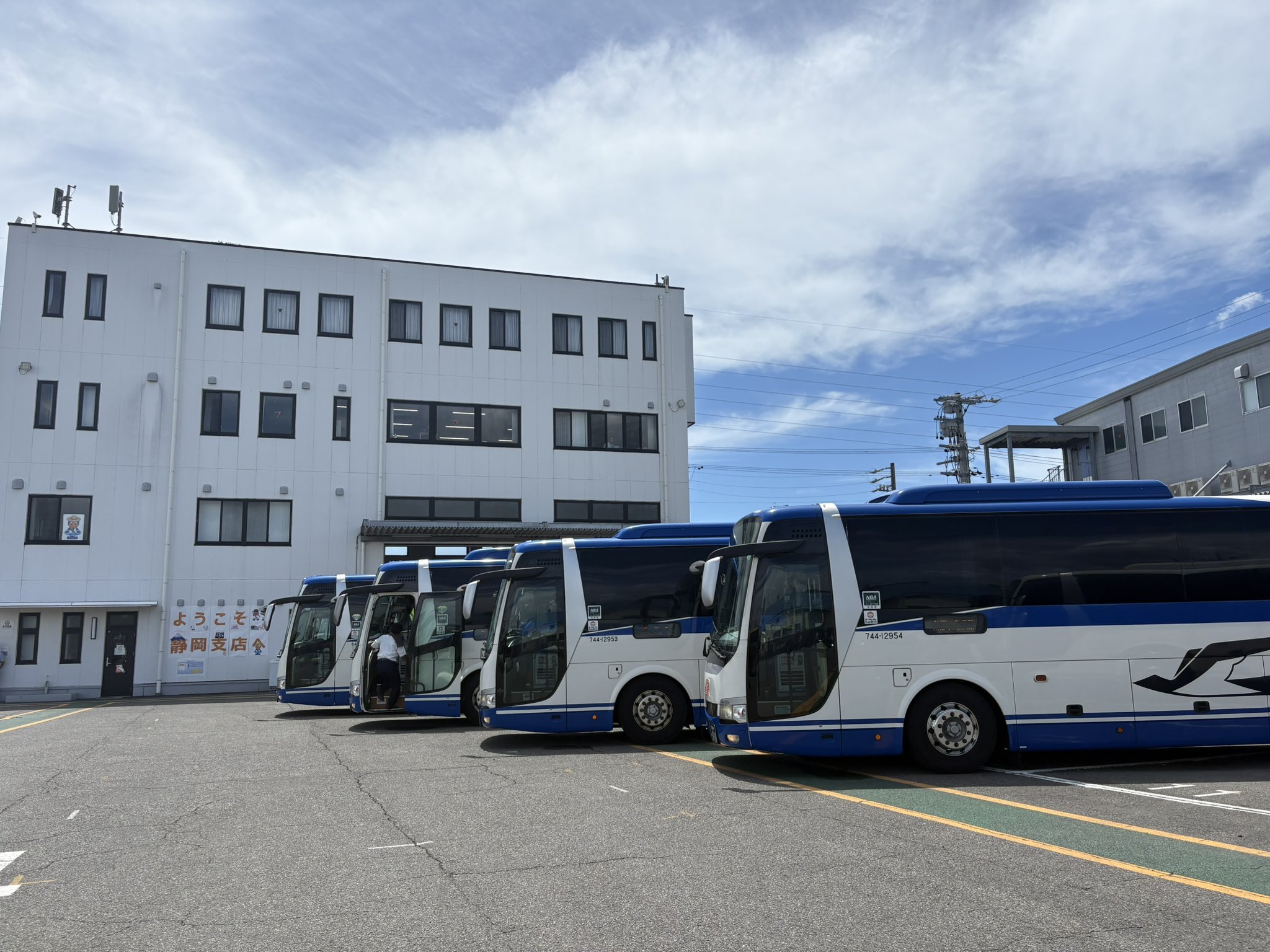 JR東海バス エアロクイーン 公式】ジェイアール東海バス（株）🚌 on X: 