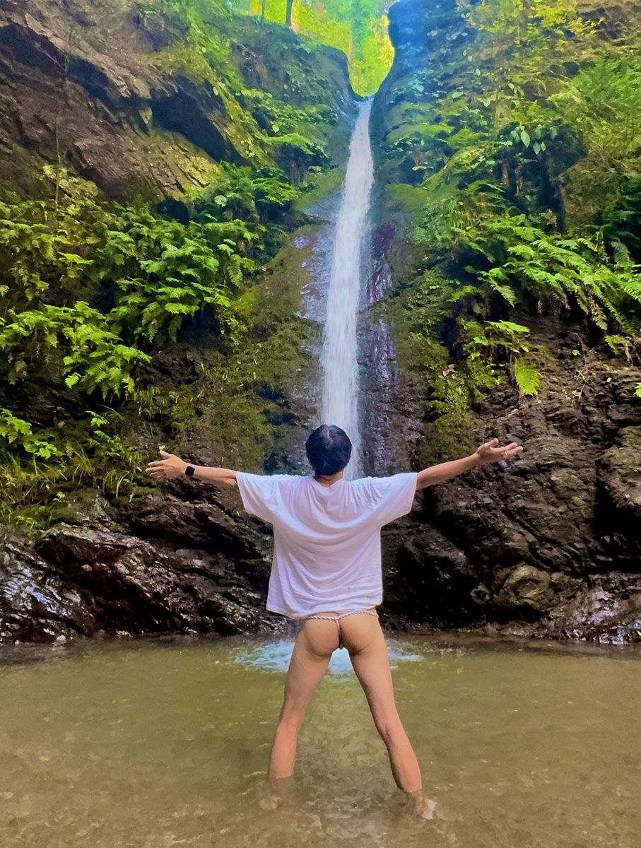 waterfall_dance's tweet photo. 今日も暑いから滝へ🥵 https://t.co/AR0me0FbGh