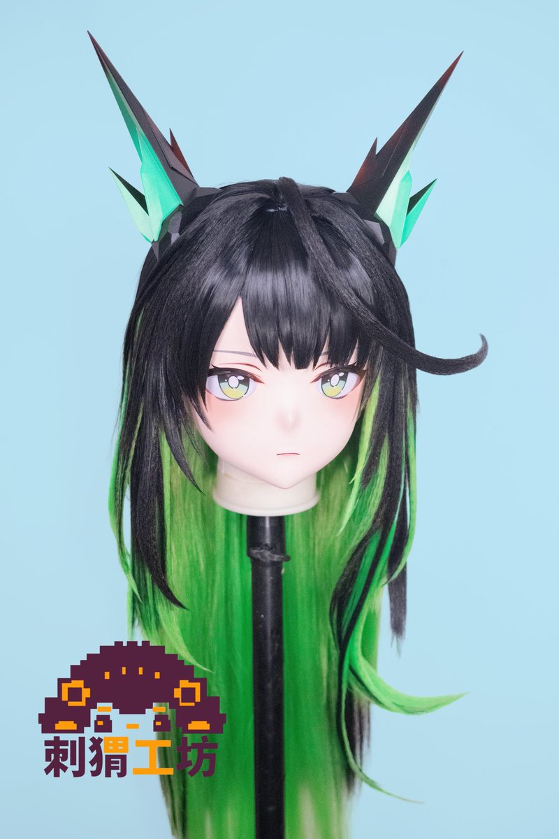『 明日方舟』    Mon3tr

——“她结束了我们的轮回，赠给我自由与永生....还有孤独。我珍重这份孤独，博士，它提醒着我失去了什么。”

“演出，才刚刚开始！”

#kigurumi #kig #明日方舟
 #刺猬工坊 #定制头壳