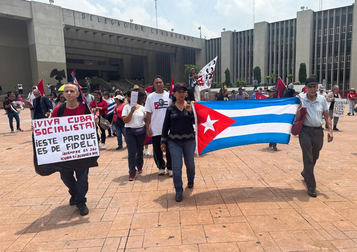 Hoy ha sido un día muy bonito en todo México, tanto que creí que estaba de nuevo en Cuba 🇨🇺❤️🖤

Gracias hermanos por la solidaridad, por defender la soberanía, por estar siempre al lado de las causas justas.

#LaLuchaNoHaCesado 💪