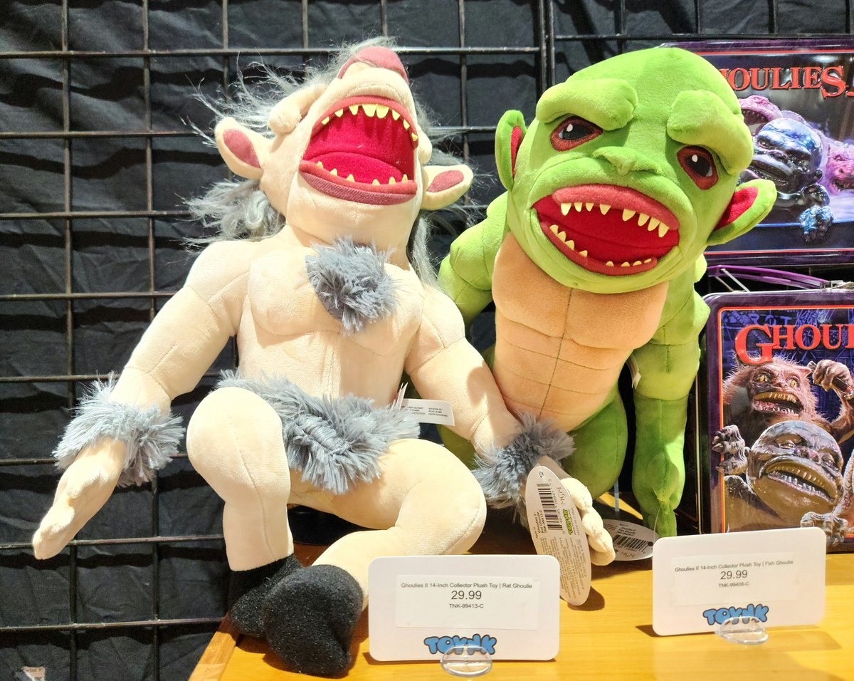 RJCrowtherJr's tweet image. 😈💚 Ghoulies 14" plush from Toynk at San Diego Comic Con! Who doesn't want their own cuddly demon? #SDCC