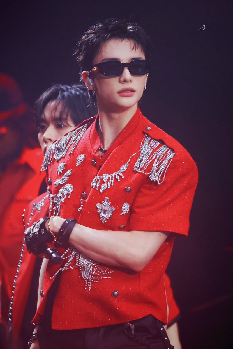 3 seconds tweet media