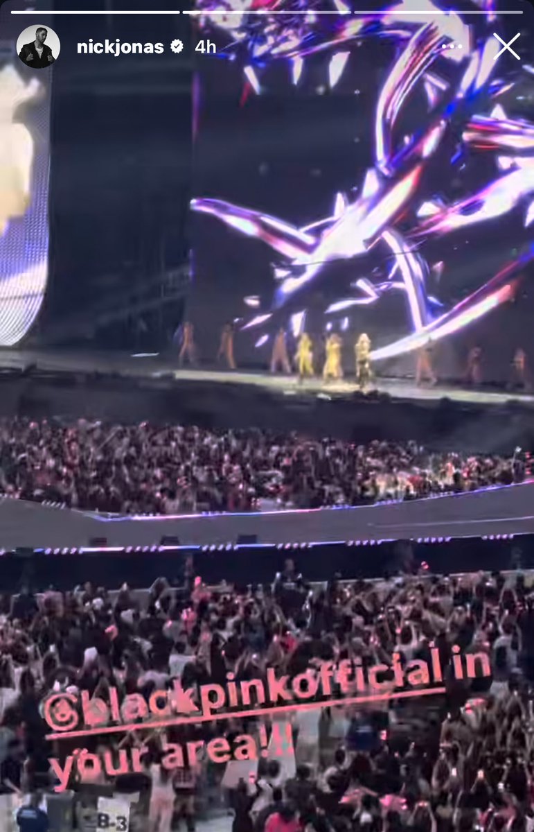 Priyanka and Nick Jonas tonight at the Blackpink concert in New York!!!

“What a queen lalalalisa_m” - priyanka

LISA THRILLS CITI FIELD
#DEADLINEinNewYork_LISA 
#BLACKPINK_DEADLINE