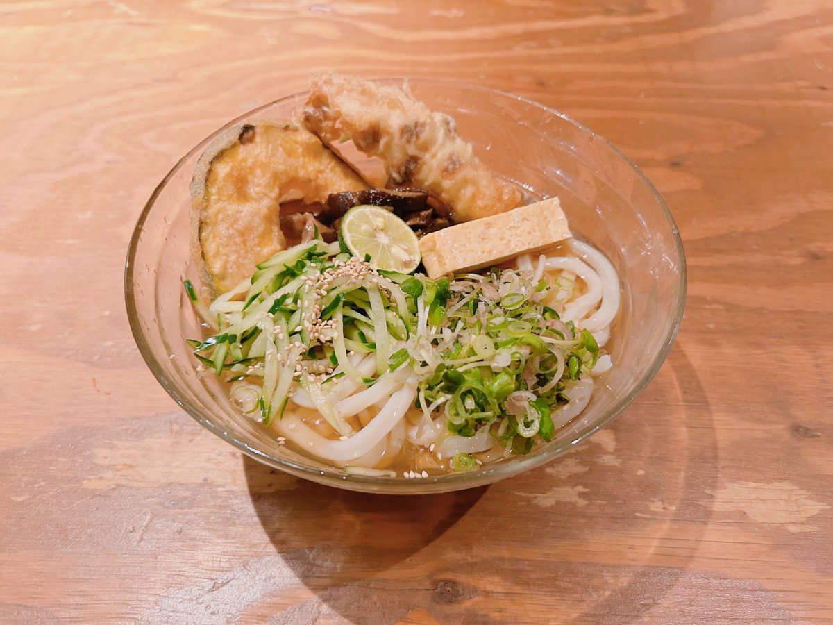 ari_min_'s tweet image. すだちうどん