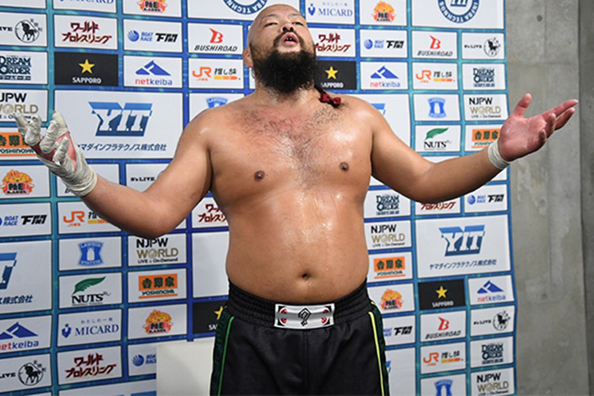 ProresuToday's tweet image. 【新日本】オーカーン「やはりYOSHI-HASHI、貴様はやる男だったよ。ここまで余を追い込むとは、褒めて遣わす。じゃがな、鷹木信悟戦のトラウマ払拭、YOSHI-HASHI戦の無敗、最多得点、断トツトップ、そういうヤツらをな、処刑して『G1』を支配する。そうじゃなきゃ歴代最強の優勝者になれんじゃろ。いい…