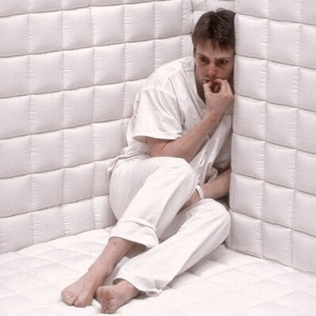 TEARZOFTHELYNX's tweet image. Going through it HARD rn