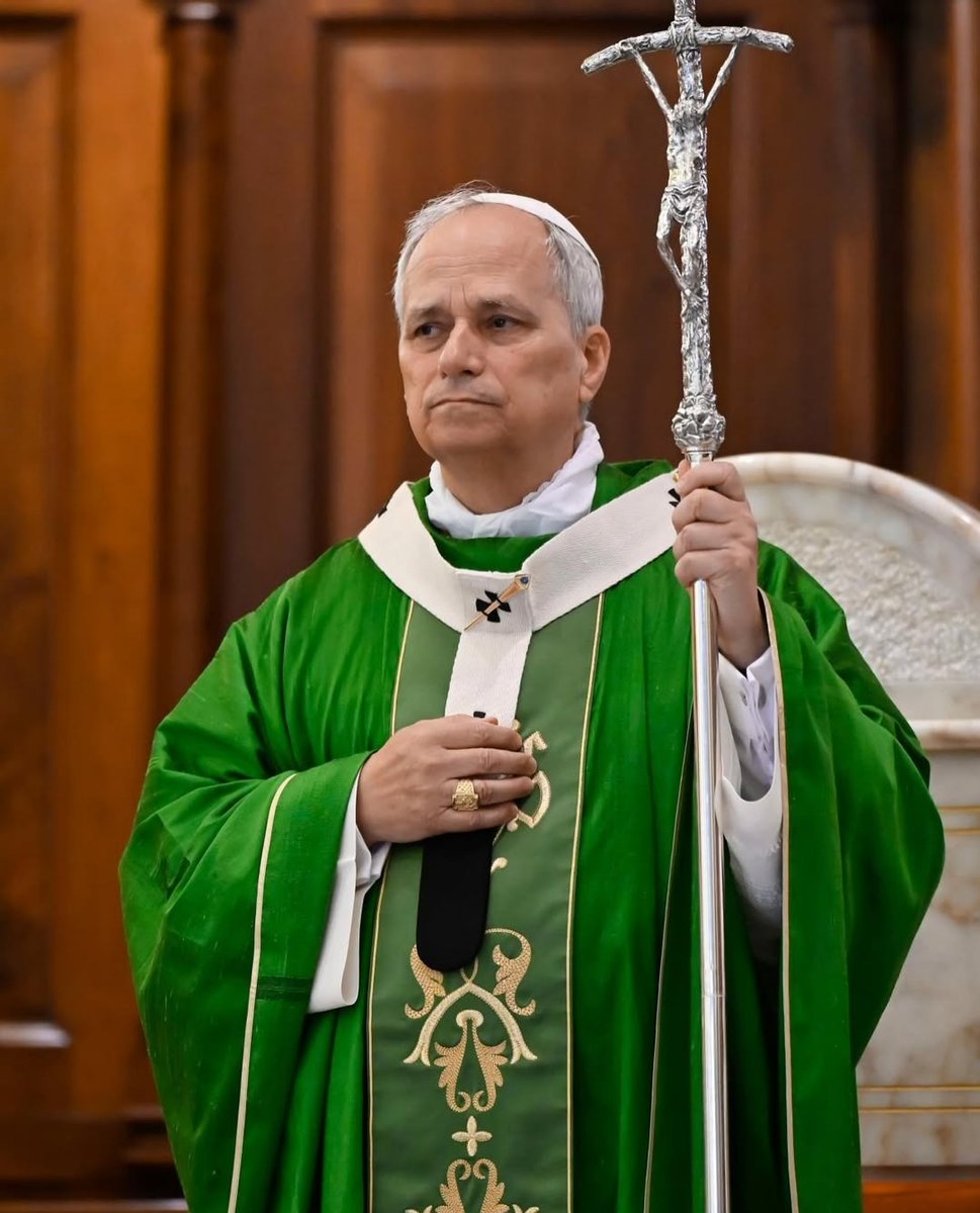 FriarEmma1's tweet image. Let us pray with today's Gospel Reading (Luke 11:1-13)
God Our Father,
Just as your disciples once asked, “Lord, teach us to pray,” we come before You today with the same longing and humility.
In a world that rushes past silence, that doubts the power of prayer, and that…