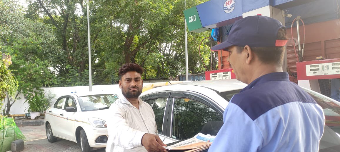 SSpanchshila's tweet image. Sundays at Panchshila come wrapped in comfort - a fresh newspaper, warm smiles, and little treats that make mornings better. 🌤️🗞️
A perfect pause before the week begins.
#SundayScenes #WeekendVibes #ProjectAbhyuday

@HPCL @hardik_HPCL @hpcl_retail @BanaySingh07 @Rg03Goel