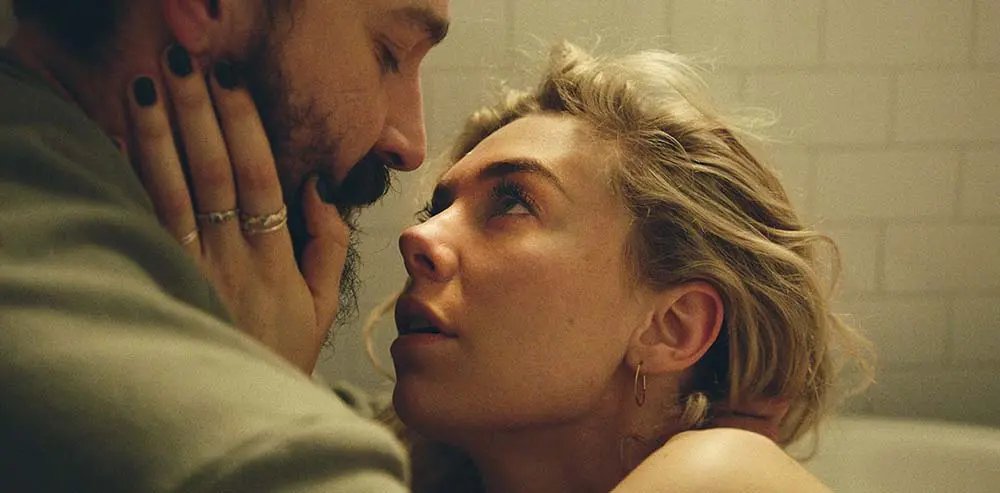 Si disfrutaste de la gran Vanessa Kirby en Los 4 Fantásticos, ahora te toca ver FRAGMENTOS DE UNA MUJER, película en donde ofrece una actuación monumental.

Por acá te contamos más: laestatuilla.com/criticas/criti…