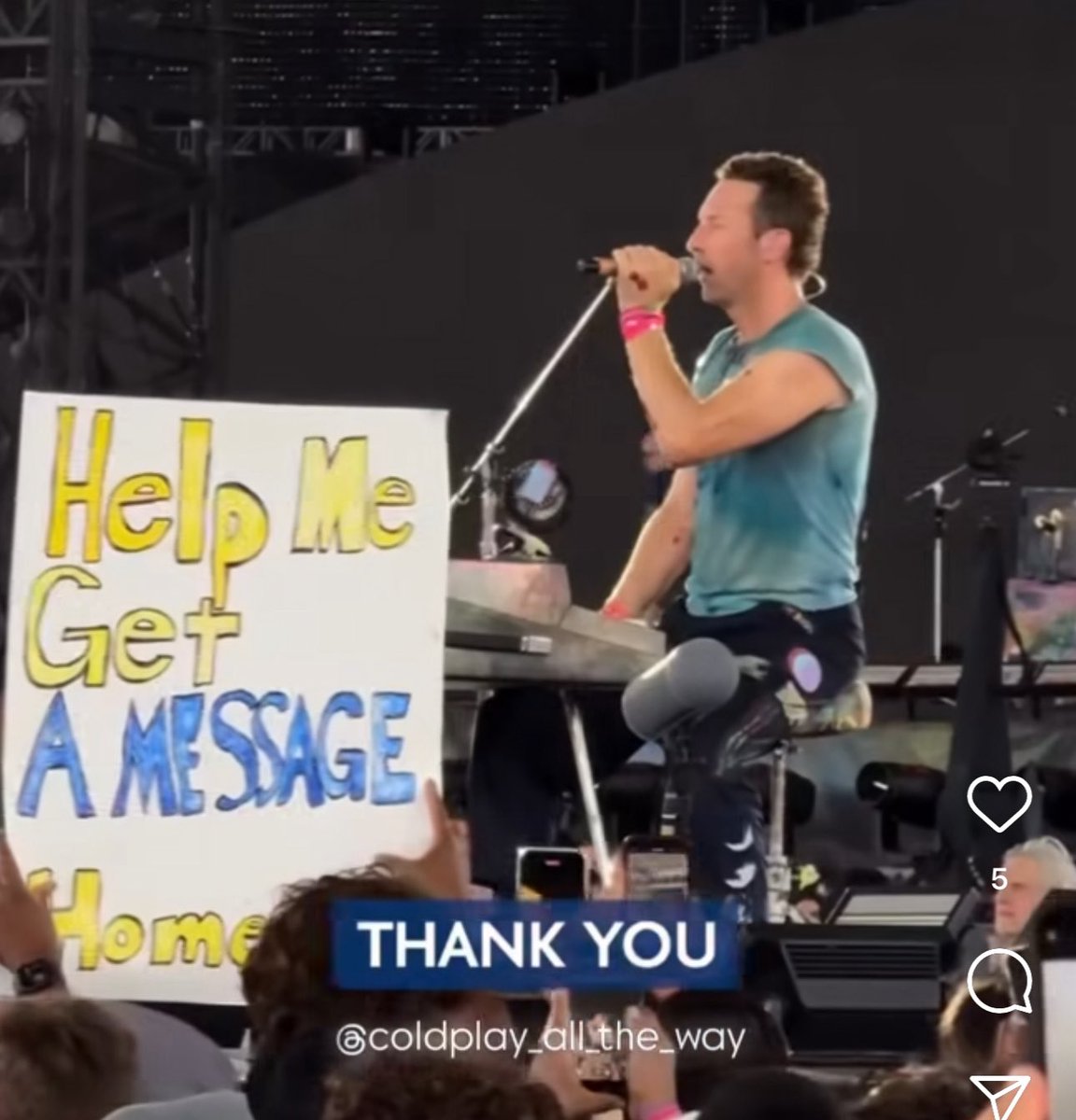 I would cry if chris chose this sign 🥺🥺
