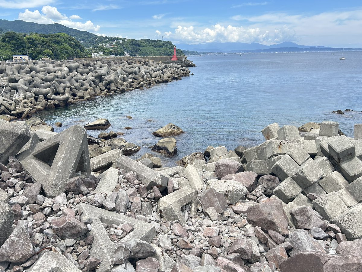 negitorock's tweet image. わー！消波ブロック！3種類も！