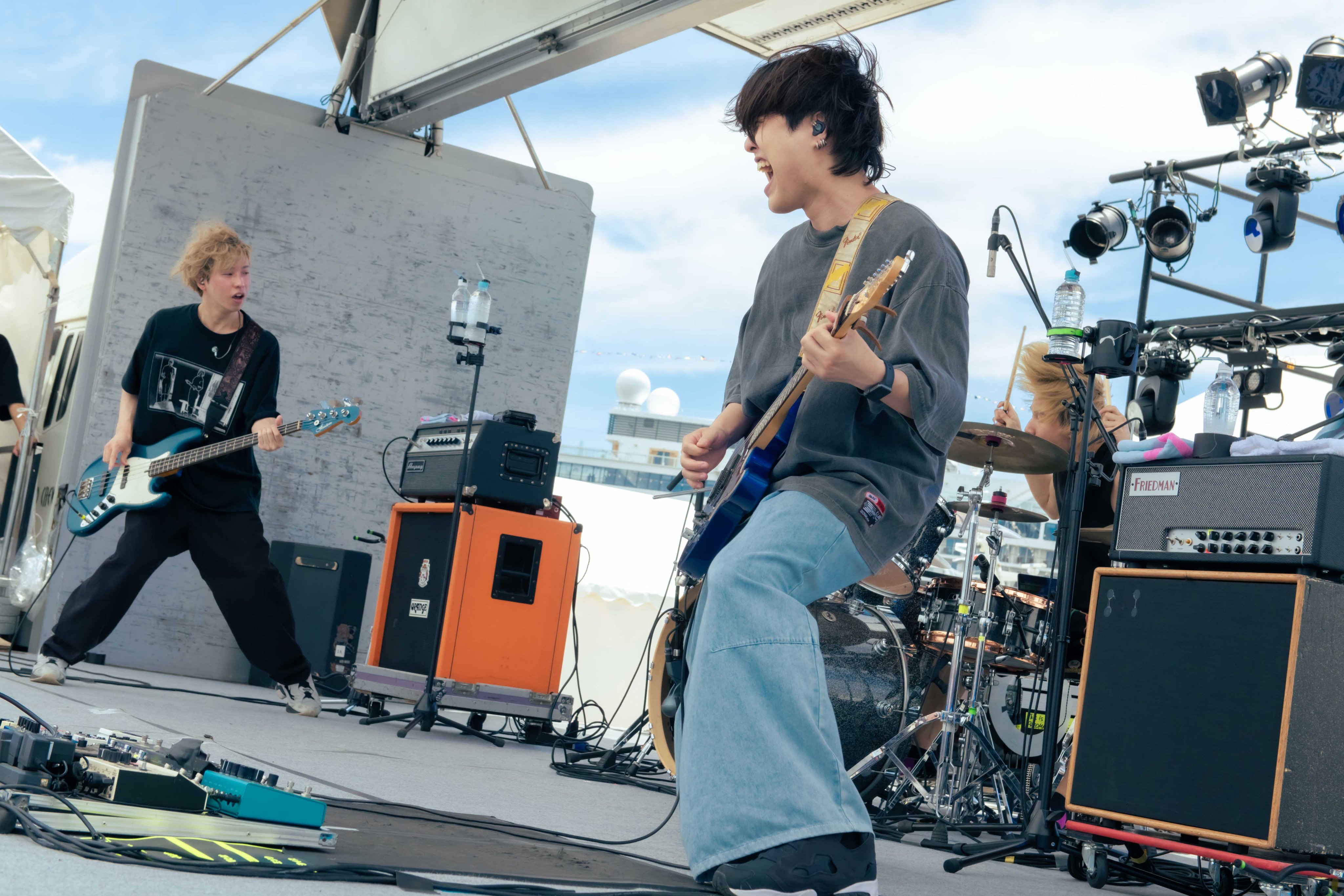This is LAST (@ThisisLASTBAND) / X