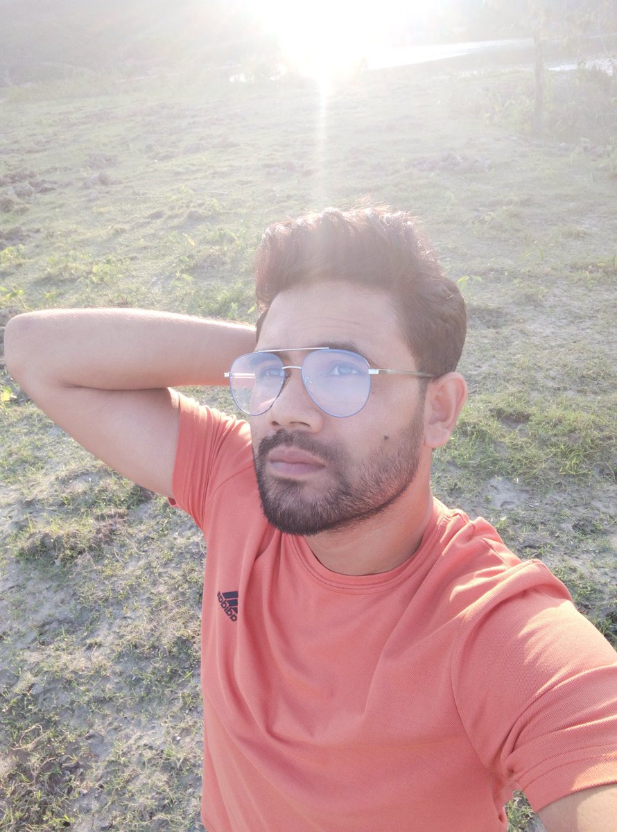 Beingsayedul's tweet image. Good morning 馃尭鈽曫煂葛煏娾殹
Happy Sunday y'all.
Start your day with a smile because you are lucky to have seen a new day. Laugh and make others laugh too. You don't need money to laugh.
Don't forget to spread love and positivity.