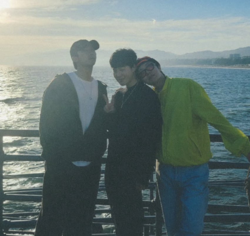WrittenByVantae's tweet image. My loves ❤️