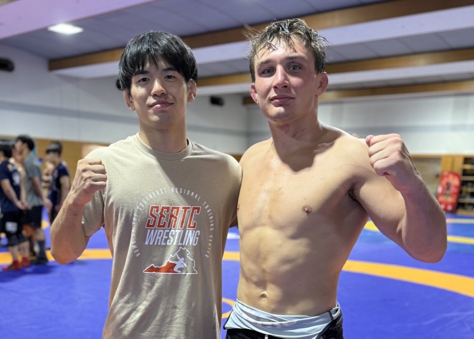 southeastrtc's tweet image. The Hitman takes to Japan 🇯🇵
Our guy getting in work with Kotaro Kiyooka and Kota Takahashi at the legendary NSSU! Thank you to our great friend Toshi-san for making it happen 🙏
#ALLINALLTHETIME #Hokies 🦃