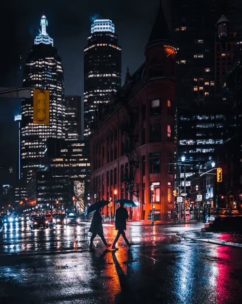 attentive_mb's tweet image. A unexpected full circle journey in 📷 . Four years ago I picked up a piece from @Tylersjourney_ Toronto Icons and always had an eye out for his Sleepless Streets collection. At the time it was out of my range.
Today through a mutual add on X, I decided to check back on his…