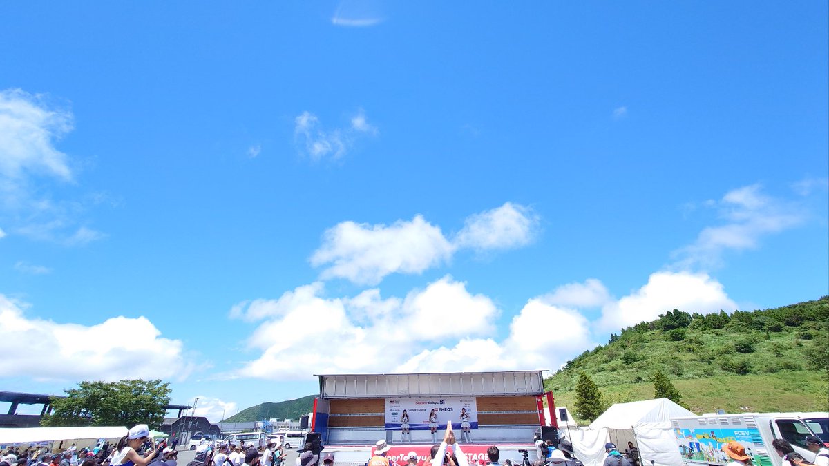 xatoru's tweet image. 夏だね…(⁠*⁠´⁠∀⁠｀⁠;;