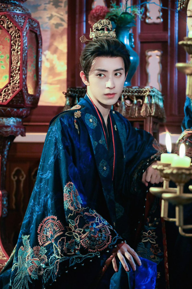 aoruipengao's tweet image. Rui wb, invitation to Yan Chi&apos;s wedding 💕✨

when will be us? 😳 

🔗 weibo.com/5643994130/519… #AoRuipeng #CoronersDiary #敖瑞鹏 #朝雪录