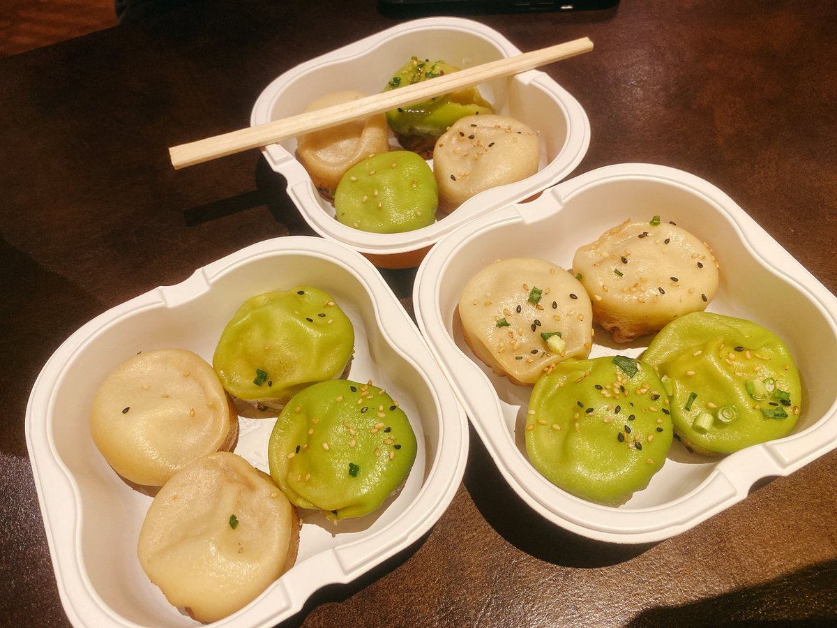 dmbs_mh's tweet image. 焼き小籠包！おやつ！
