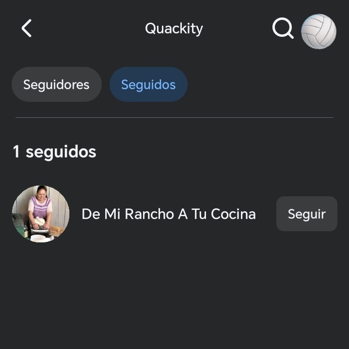 doblasftcheetos's tweet image. Siempre me dará risa y ternura q la única página que sigue Quackity en Facebook es de mi rancho a tu cocina jakdjsjajaja