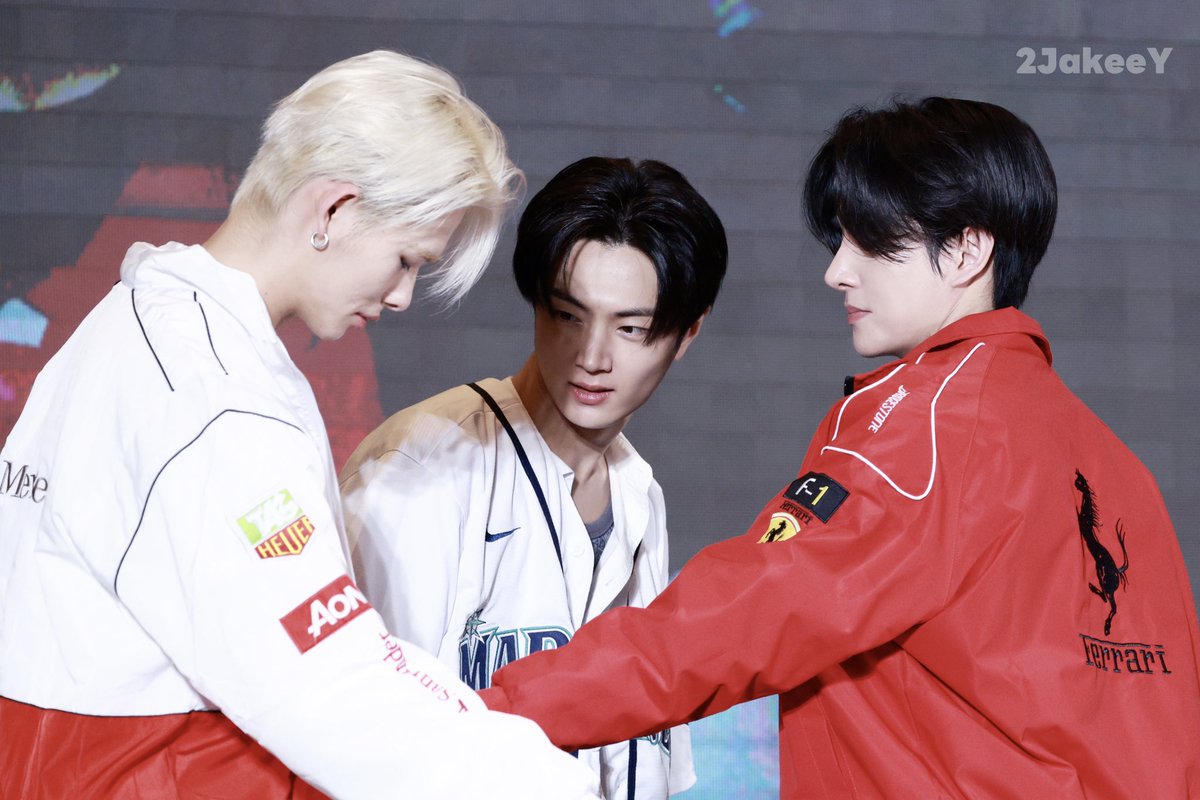 2JakeeY's tweet image. 🤫
#JAY #박종성 #제이
#JAKE #심재윤 #제이크
#ENHYPEN #ENHYPEN_JAKE #ENHYPEN_JAY