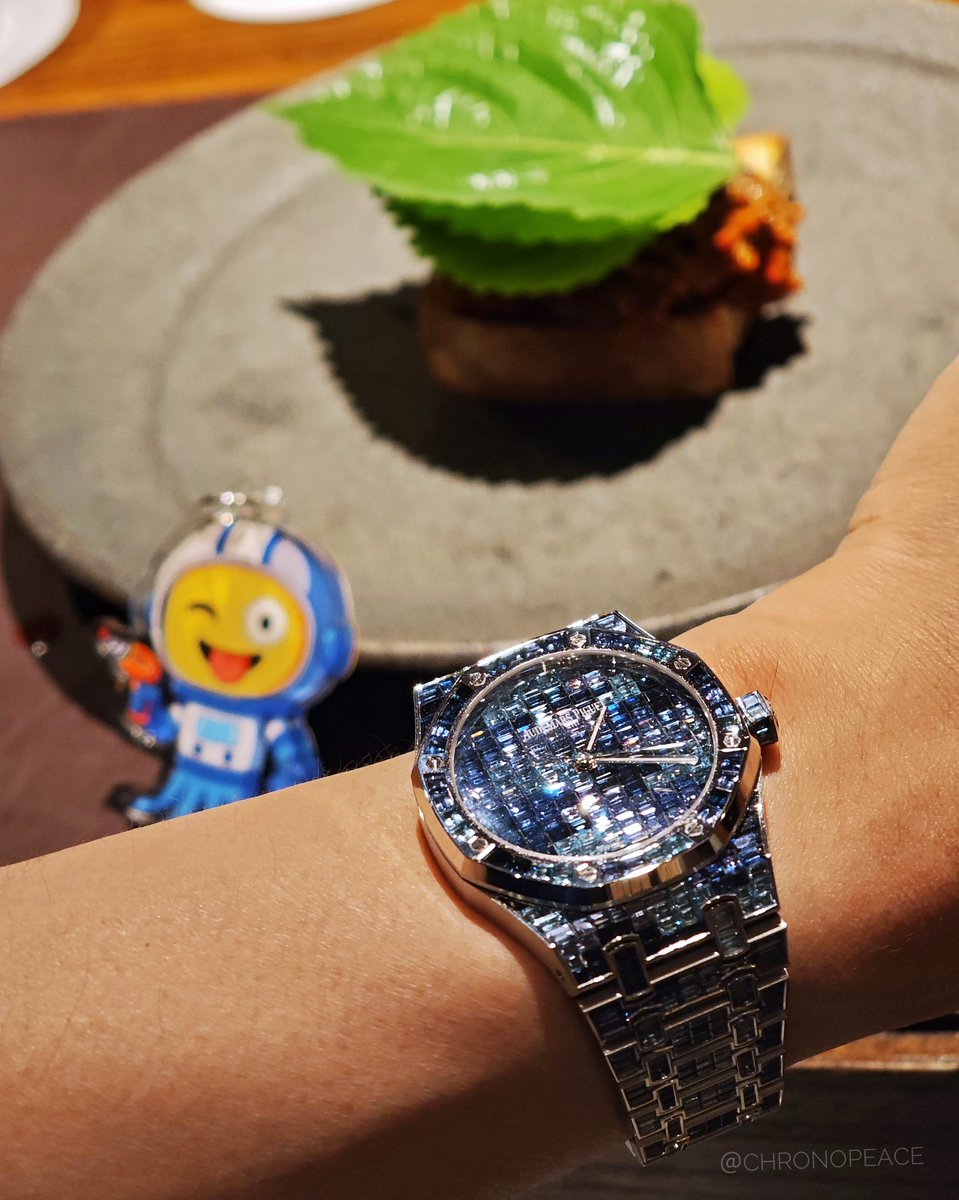 chronopeace's tweet image. 日本橋ACAへ。ランチは初めてだったけど、当たり前のようにいつもの美味しさ。東さん、いろいろとありがとう!あと、そうちゃん、素敵なキーホルダーありがとう! Lunch at ACA, the best Spanish restaurant in Japan without a doubt.