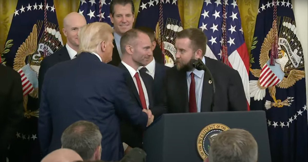 UncleOldFax's tweet image. July 27, 2020
$LINK: $7
$QNT: $8

July 27, 2025
LINK: $18
QNT: $124

Wow, that handshake really really means a lot huh LINK marines? Boy oh boy, a whole 2x on your money in 5 years!