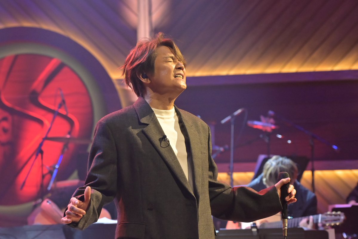 SoundInnS's tweet image. ／
#SoundInnS
今夜6時放送📺
＼

ゲストは
#近藤真彦 さん🪩

#THEBLUEHEARTS のメンバーだった
#真島昌利 さんが手掛けた名曲🎶
#アンダルシアに憧れて を
#船山基紀 さんのアレンジでお届け🎻

フラメンコ調のギターに
近藤さんの大人の哀愁ボイスが
溶け合う一曲に…😌🎶

#BSTBS