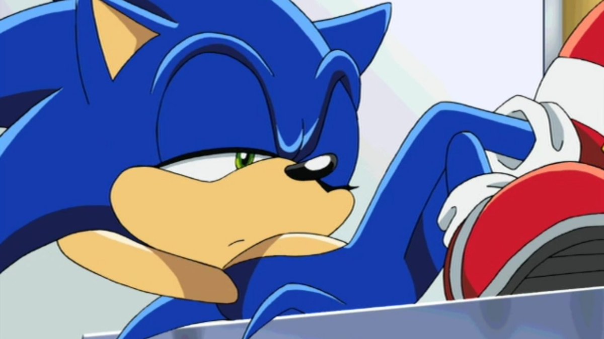 YaBoiGoldN's tweet image. I have someone talking to Mxntymoon right now, to ask her if she can remove the strikes. I told her I wouldn't use the outro anymore and change the thumbnails. This is the moment of truth to show if she really meant only wanting her stuff taken down. Ill keep you all updated.