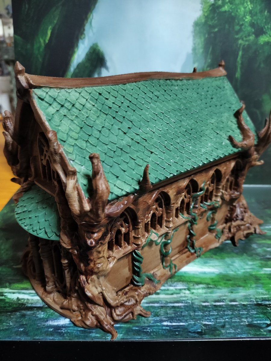magusofthemoon1's tweet image. 寺院

緑色の屋根が目立つ建物が寺院である。
大金を払えば死者さえも蘇らせるとの評判で冒険者たちに重宝されている。もっとも、蘇生に失敗した遺体は灰になってしまうという噂もあるようだが…。
今日も儀式はしているようで、寺院の奥から妖しげな光が見える。
#ミニチュアペイント