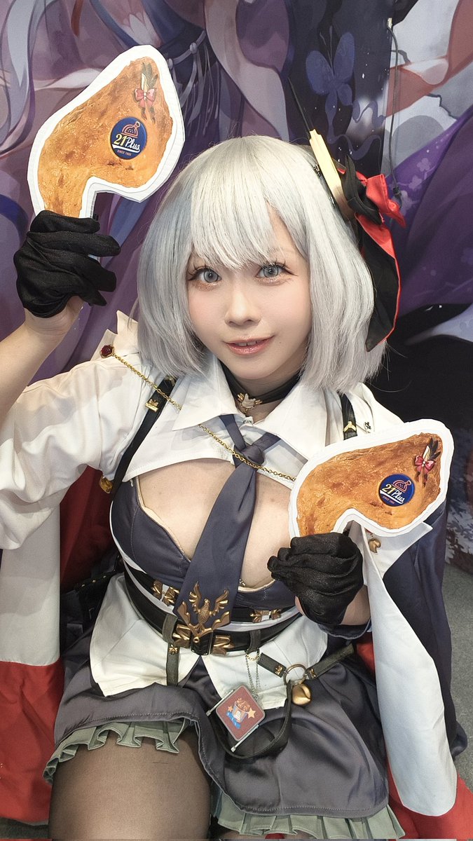 ReLive_Project_'s tweet image. ✧《 ReLive X 漫畫博覽會》 7/27 攤位現場
+《李賴虎亂鬥嘉年華》開演預熱開跑! ✧
7/25-7/27 漫博期間在 ReLive攤位上
拿活動宣傳單 or 與Coser互動拍照
發文並加上 #CarnivalReP
就可以獲得《李賴虎亂鬥嘉年華》門票抽獎機會 !!!
今天現場是 容子 @zonezicos
➜ #ReLiveProject #台V