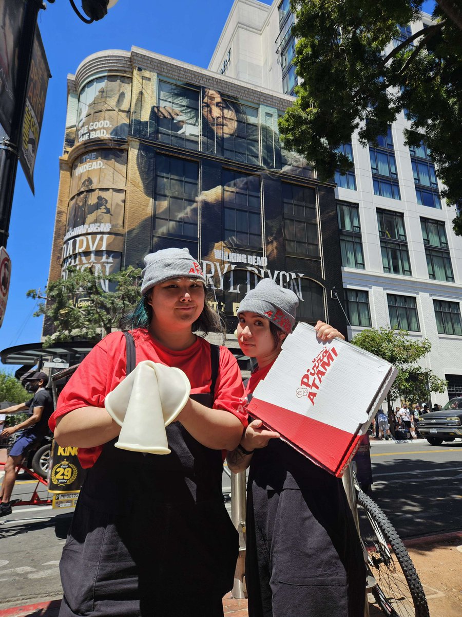 My friend and I did a quick Death Stranding 2 Cosplay at San Diego Comic Con. She made custom stencils off key art and made a pizza box for it!