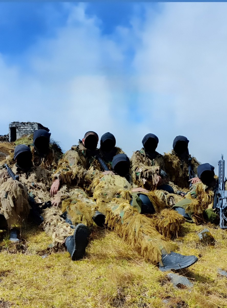 mike_alpa10's tweet image. Band of brothers from forward post 🔱