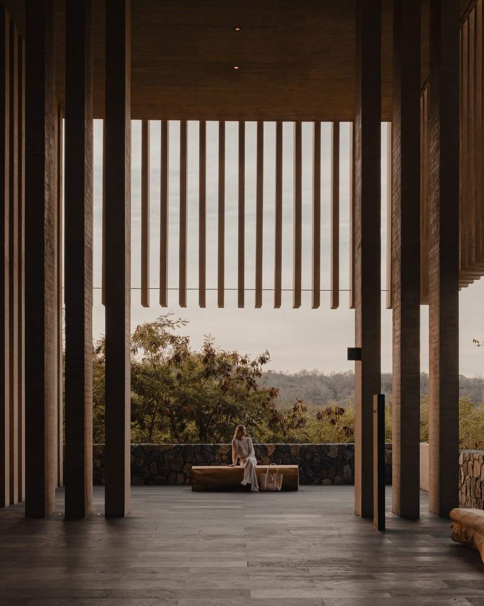 FSTamarindo's tweet image. Framed by beauty, grounded in design. Enjoy quiet moments to unwind surrounded by architecture where nature shines.​

#ExperienceFS #FSTamarindo