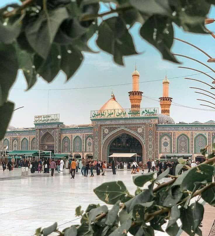 F135A110's tweet image. نسیم صبح ، سلامم رسـان به اربابـم
بگو که قلب من از دوری تو آب شده
صلےاللهعلیڪیااباعبدالله
#حب_الحسین_یجمعنا
#خیمه_گاه_حسین